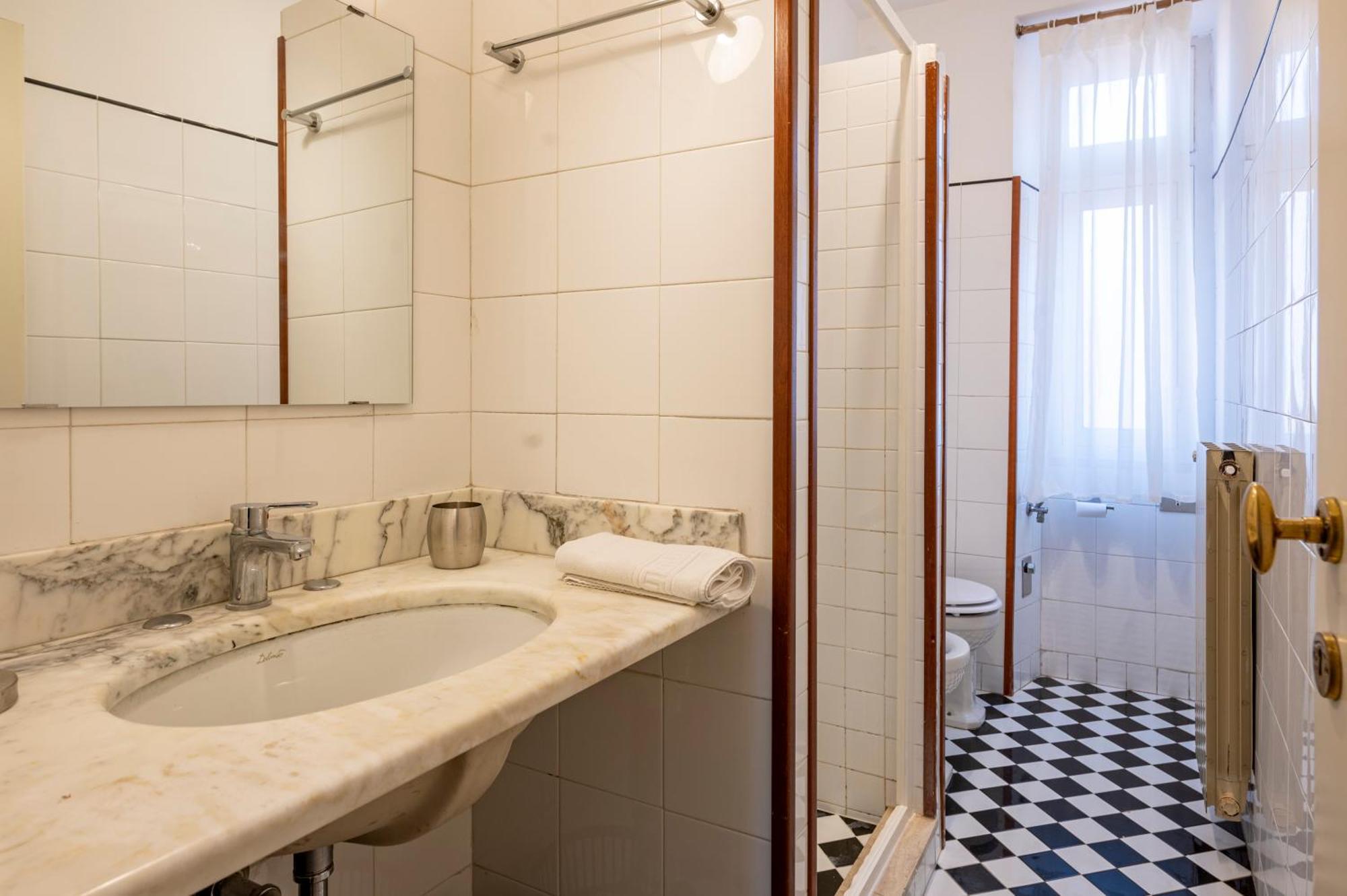 Domus Otto Apartment Rome Exterior photo
